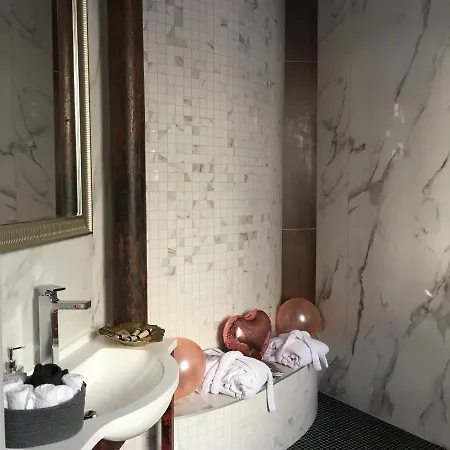 Apartment #Le Clovis - Spa & Vue Cathedrale Reims